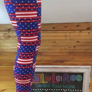 NWT OS Americana Leggings